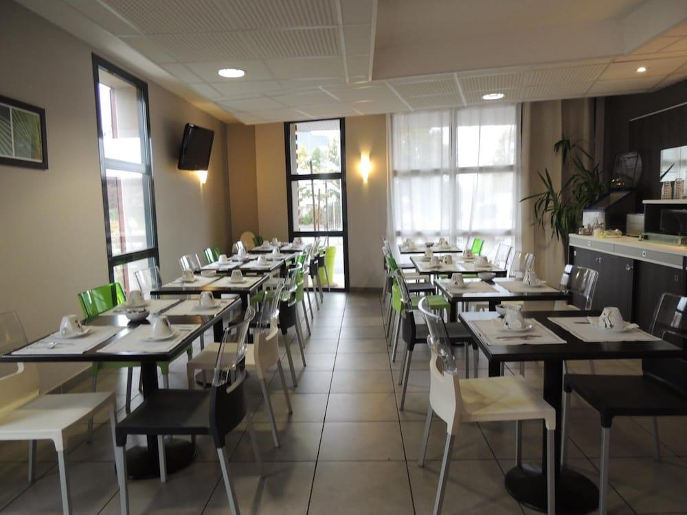 The Originals City, Hotel Novella Premium, Nantes Est Каркфу Экстерьер фото